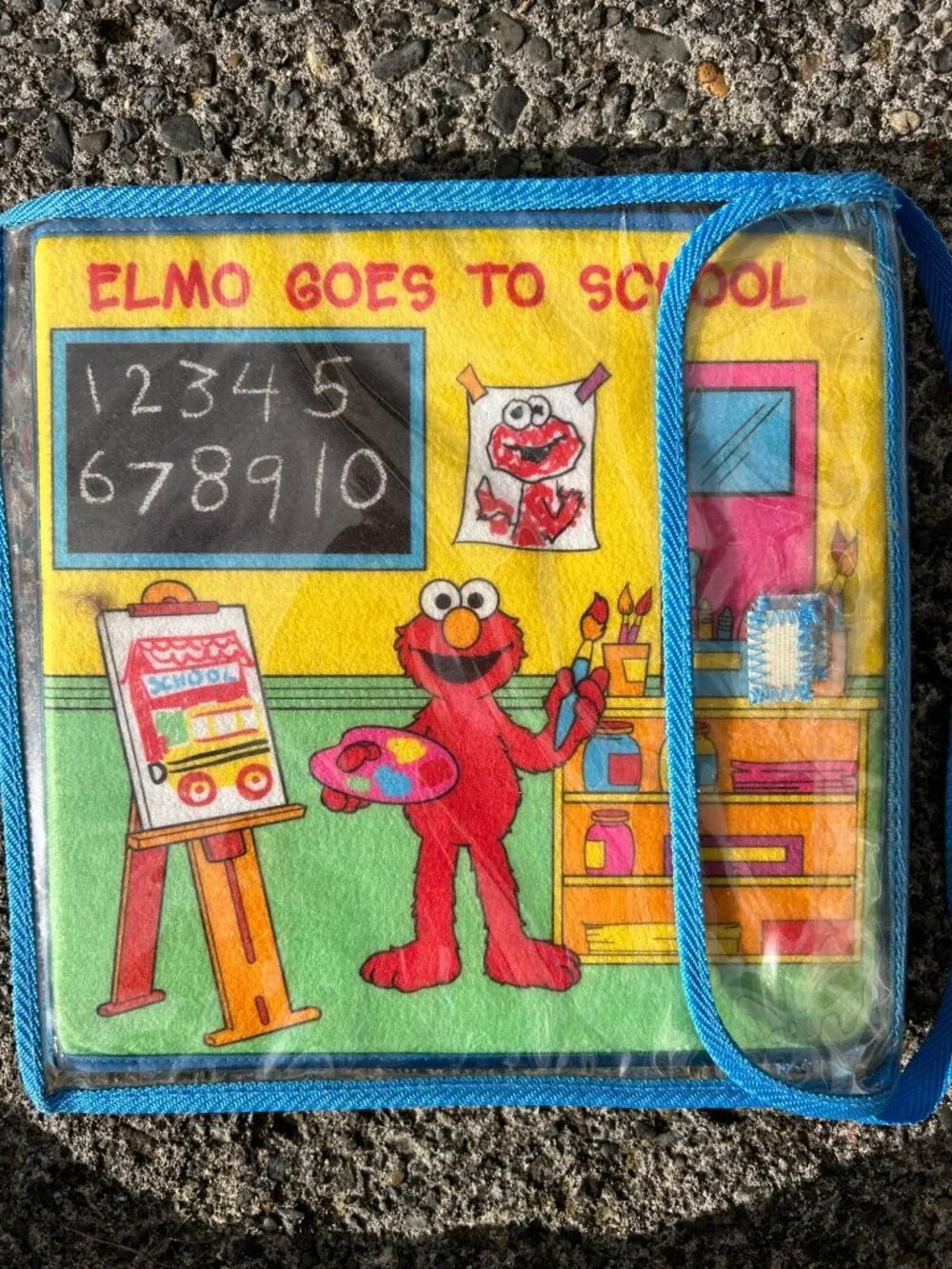 Elmo Goes To School Felt Interactive Playset Book